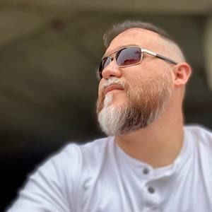 Meet your Posher, Victor